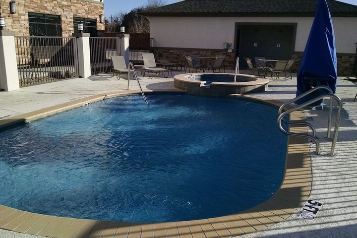 Pool 6 of 29