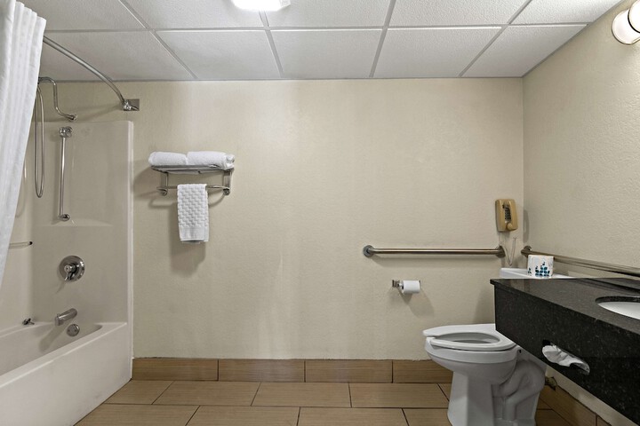 Best Western Windsor Suites