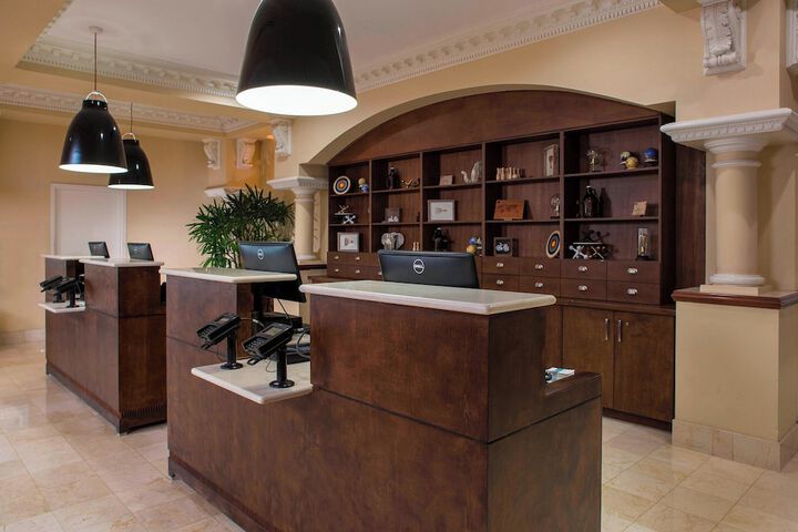 Hotel Interior 4 of 30