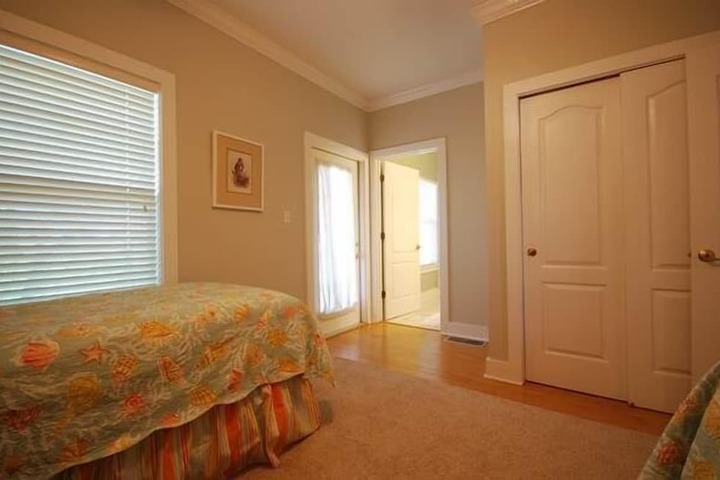Room 34 of 92