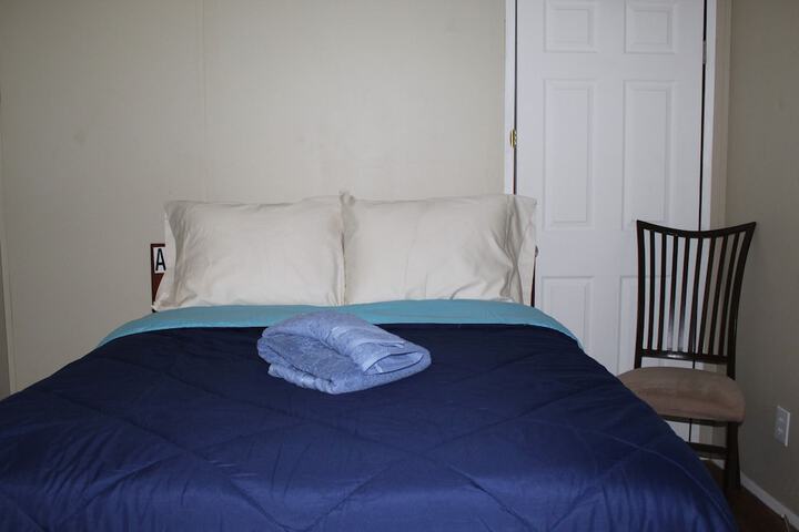 Room 17 of 49
