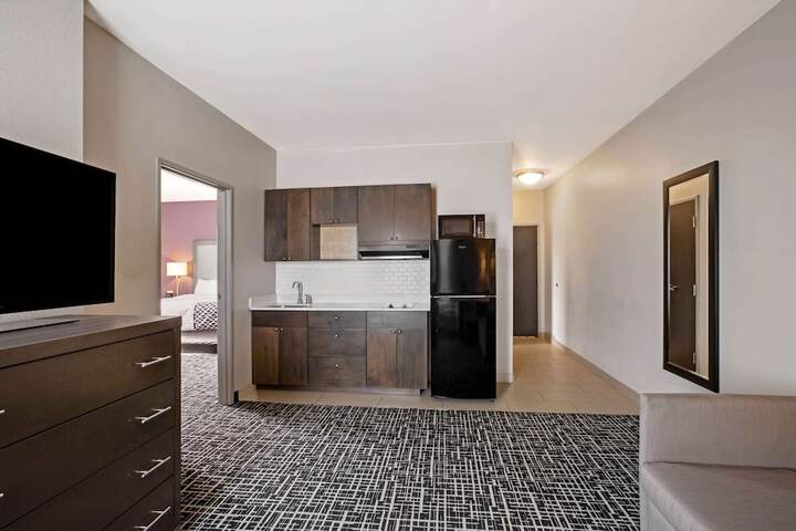 Room 12 of 36