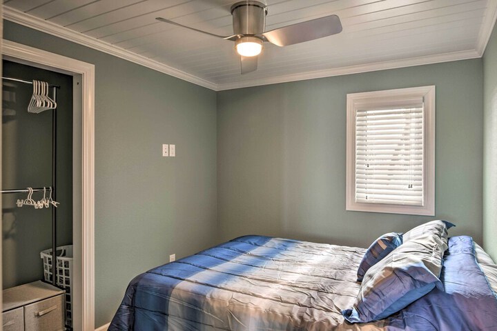 The Lakefront Home - 5 Minutes From Detroit Lakes!
