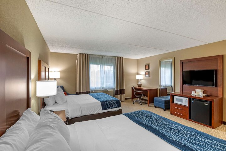 Room 16 of 38