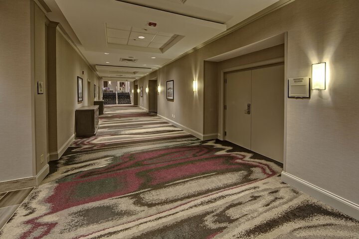 DoubleTree by Hilton Hotel Decatur Riverfront