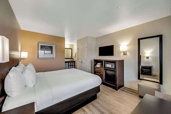 Room 12 of 44