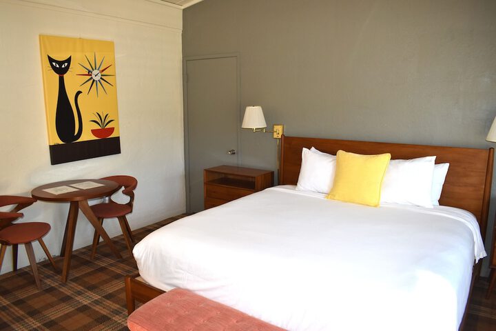 Room 45 of 61