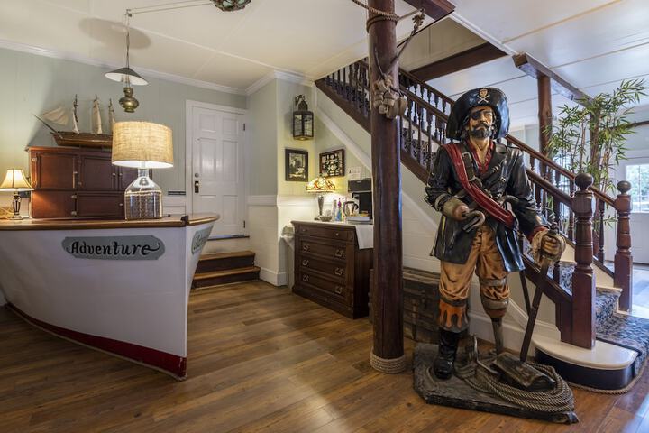 Blackbeards Lodge