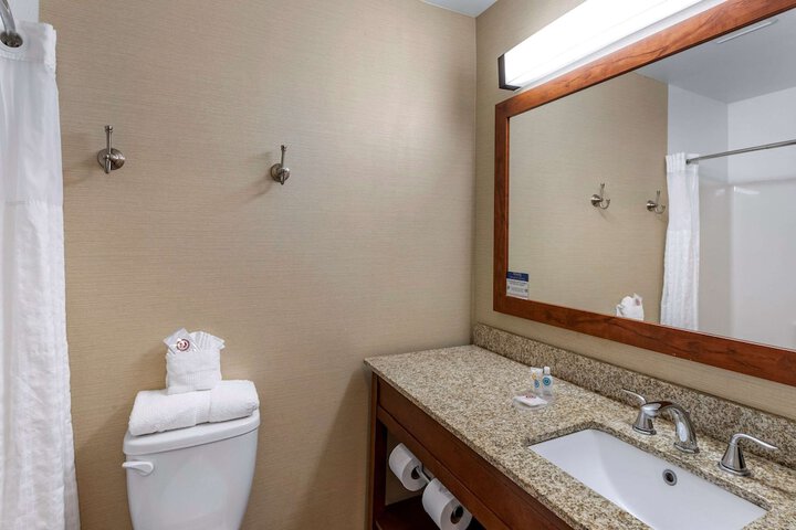 Room 53 of 65