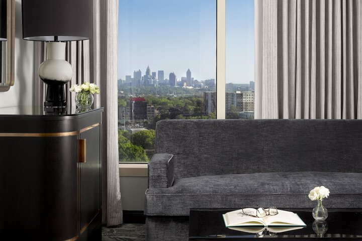 Room 42 of 100