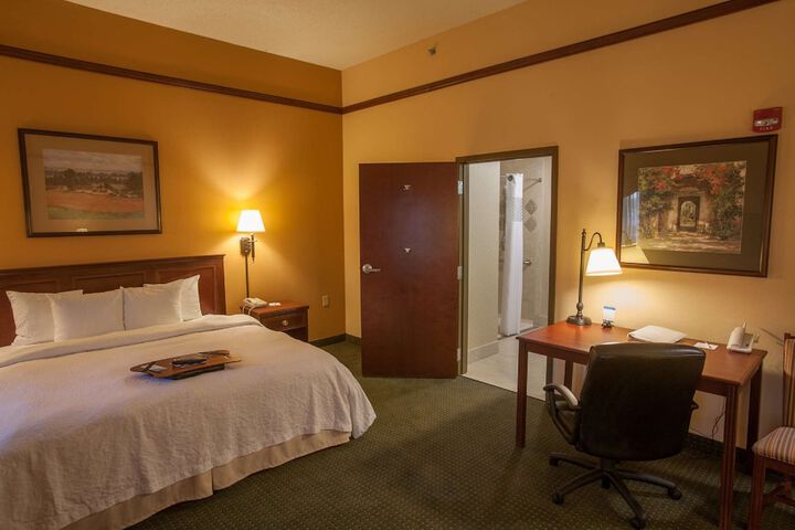 Room 16 of 68