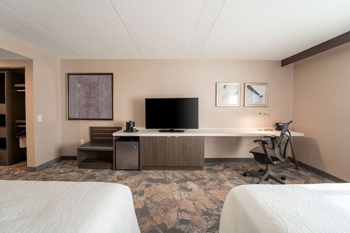 Hilton Garden Inn Toronto / Brampton