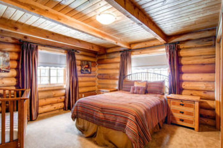 Snowshoe Retreat Boreas Pass by Pinnacle Lodging