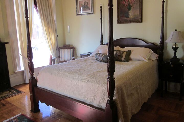 Room 57 of 74