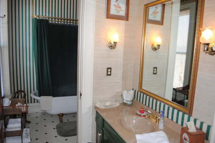 Room 44 of 64