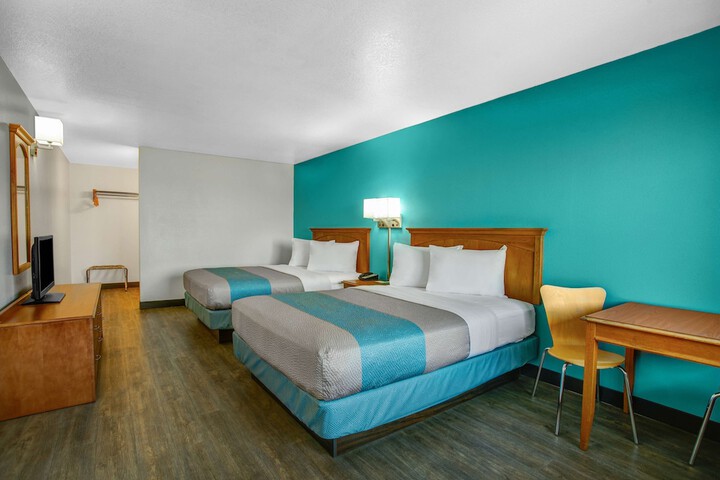 Motel 6 Baker City OR
