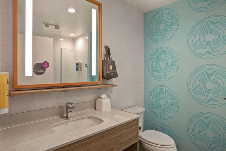Room 26 of 36