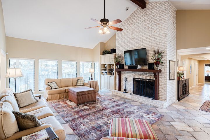 Waterfront Home on Lake Travis