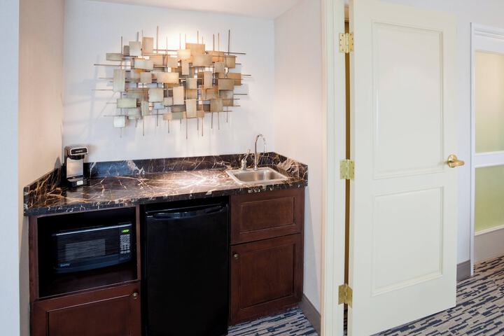 Sheraton St. Paul Woodbury Hotel