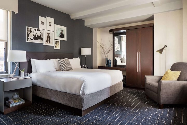 Room 21 of 52