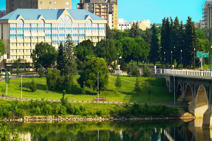 Park Town Hotel