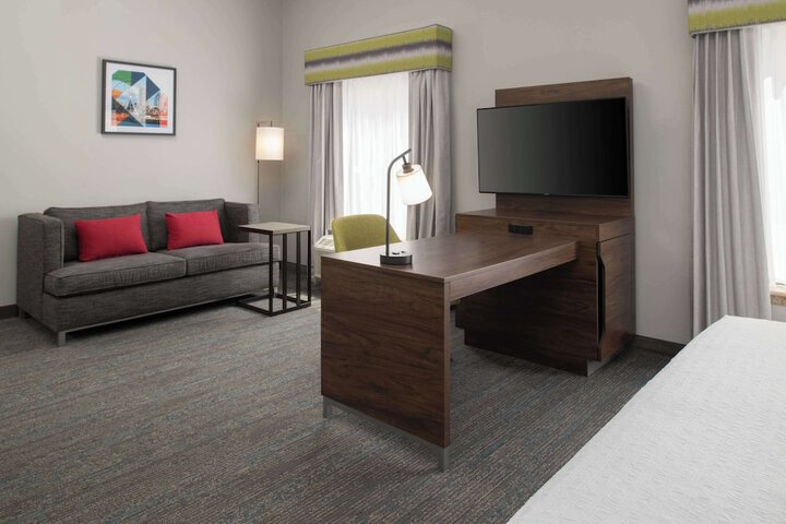 Room 16 of 27