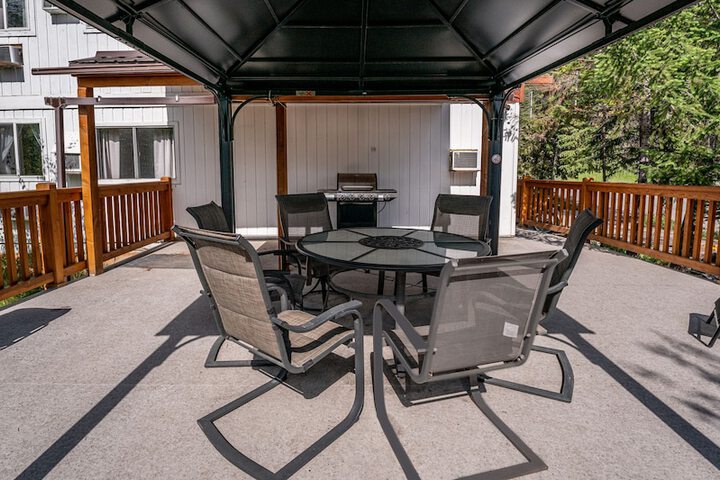 Terrace/Patio 22 of 28