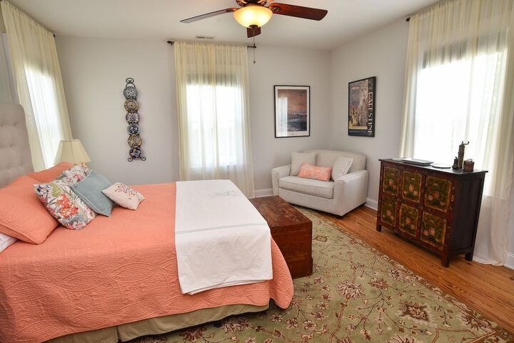 Room 21 of 35