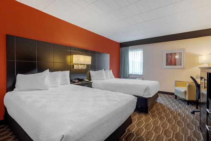 Room 14 of 28