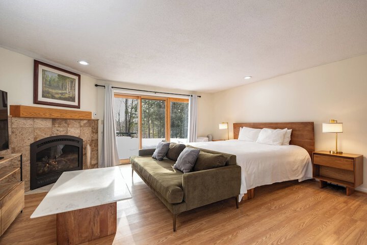 Nordic Village Resort