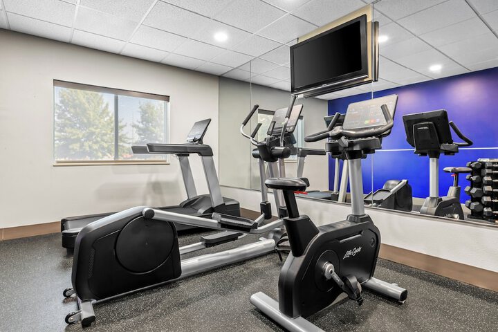 Holiday Inn Express Hotel & Suites FLORENCE NORTHEAST by IHG