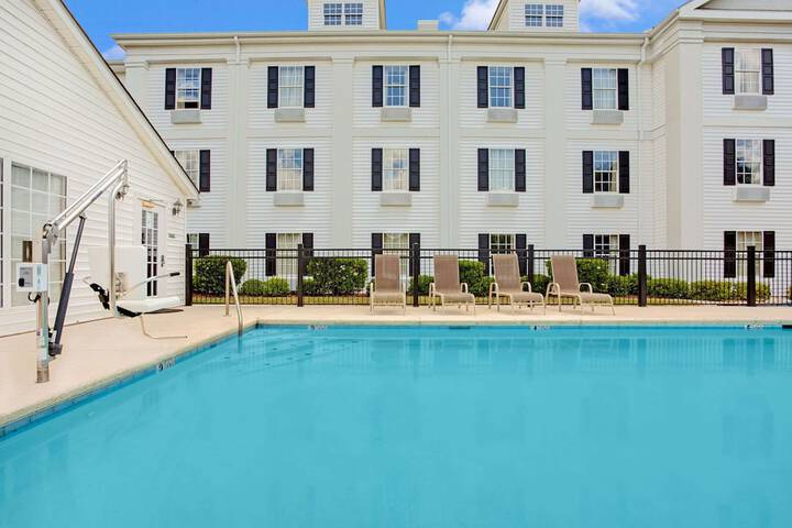 Pool 3 of 16