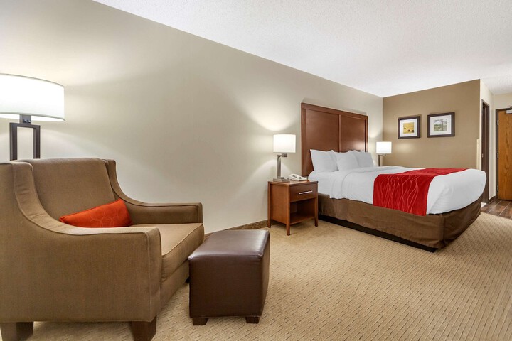 Room 13 of 36