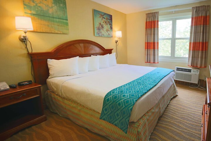 Room 25 of 59