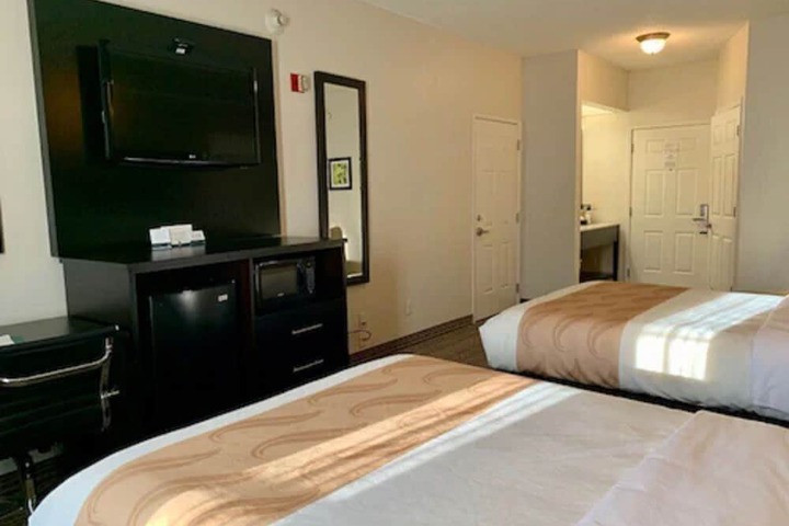 Room 20 of 48