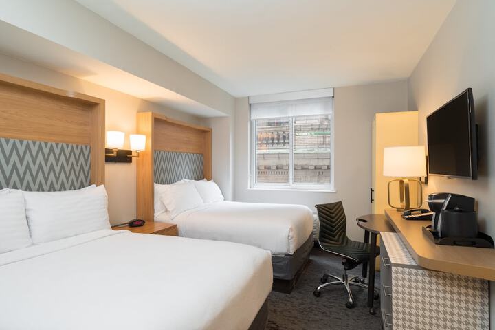Room 19 of 25