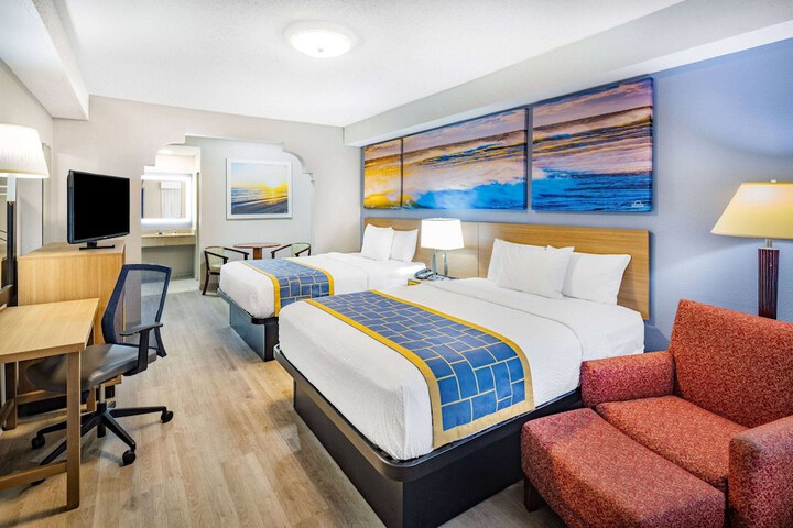 Room 13 of 41