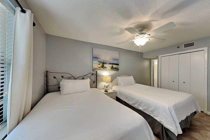 Room 20 of 26