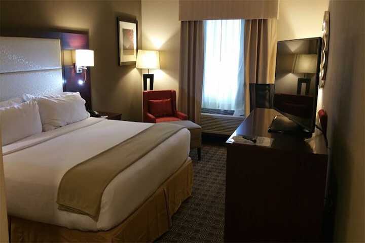 Room 18 of 34