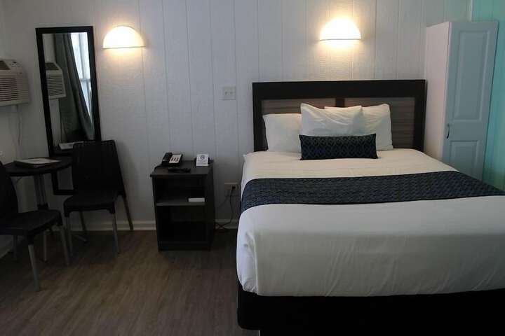 Ocean Crest Motel