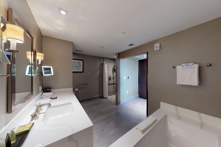 Hilton Marco Island Beach Resort and Spa
