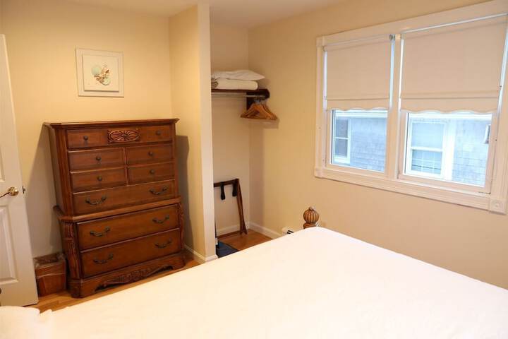 Room 247 of 468