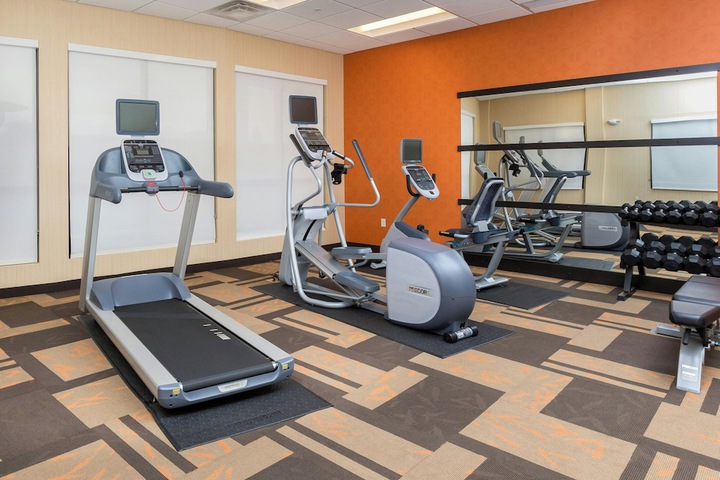 Courtyard by Marriott Bismarck North