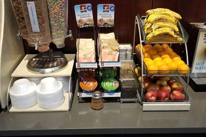 Breakfast/Coffee Service 27 of 38