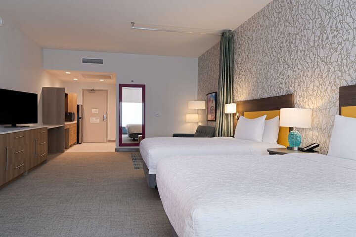 Home2 Suites by Hilton Atlanta Airport College Park