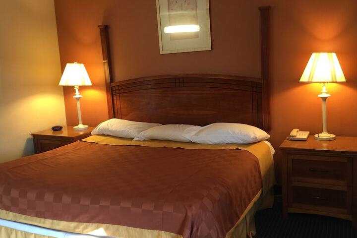 Room 22 of 32