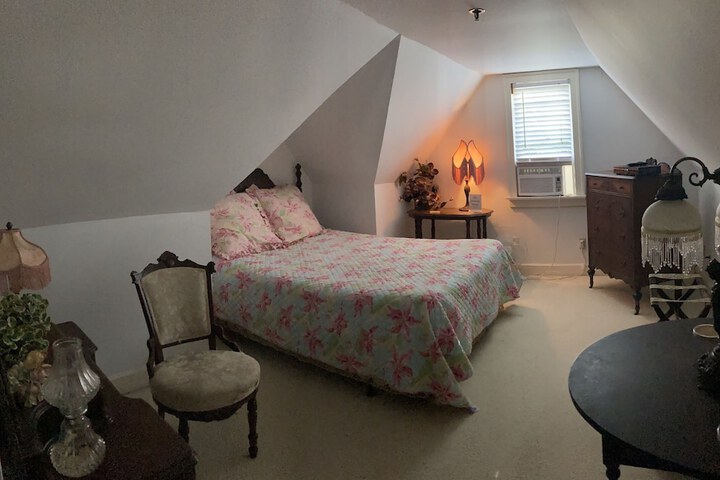 Room 31 of 33