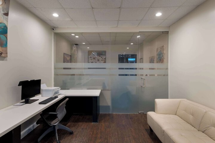 Business Center 34 of 34