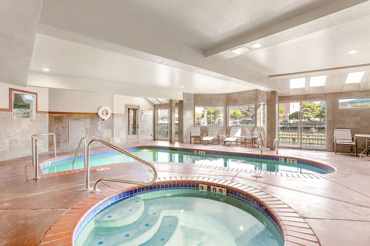 Kathryn Riverfront Inn an Ascend Collection Hotel