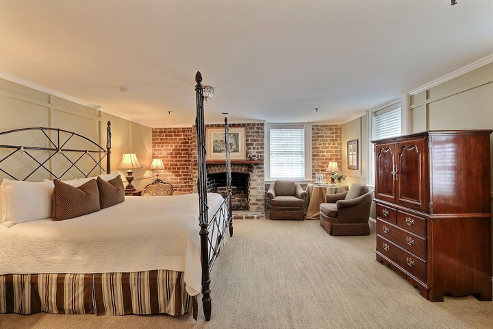 Room 125 of 170